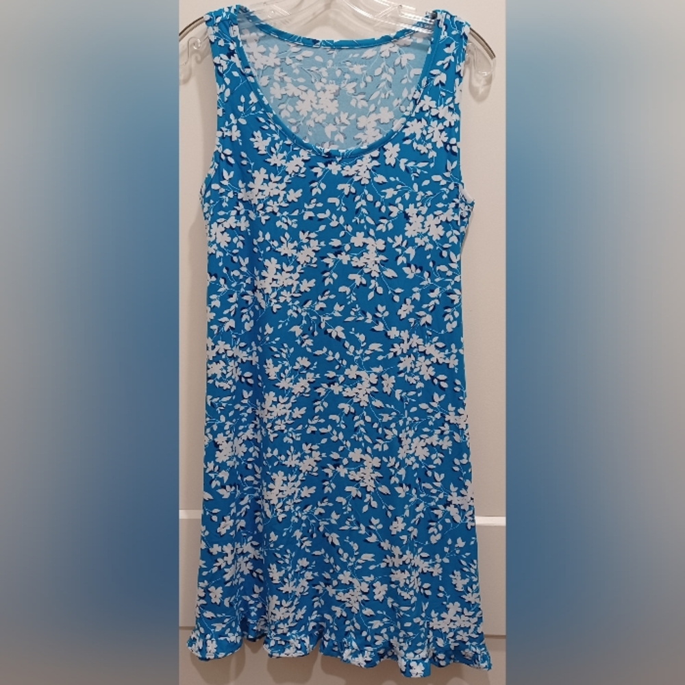 Draper James S/M Tank dress, Blue Floral, Ruffled Hem, Summer, Cottage Core.